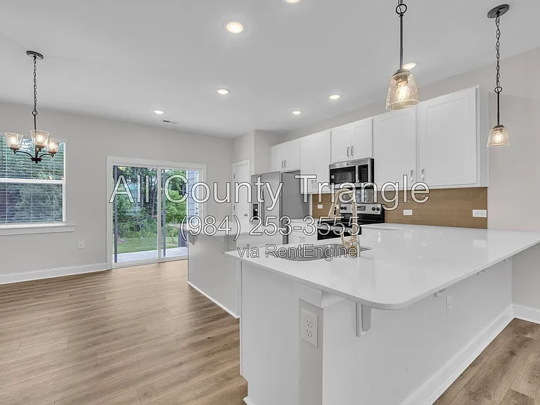 267 Old Grove Ln — Photo 13