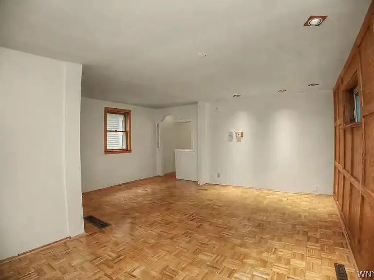 31 Riverside Ave — Photo 12