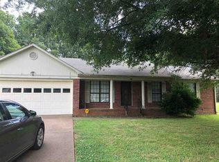 416 W University Pkwy, Jackson, TN 38305