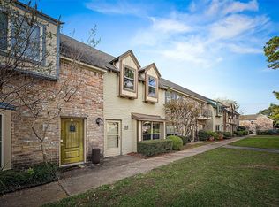 14719 Barryknoll Ln APT 52, Houston, TX 77079