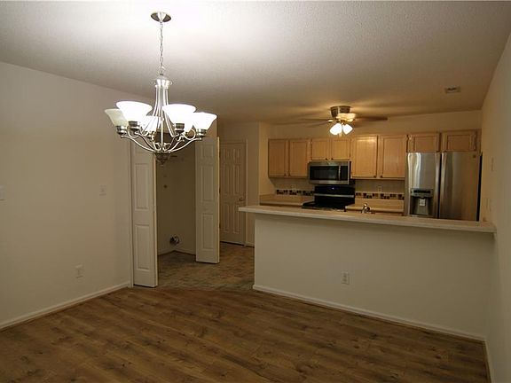 5th image of 1641 Orchard Grove Dr