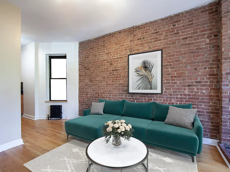 501 W 47th St #4W — Photo 1