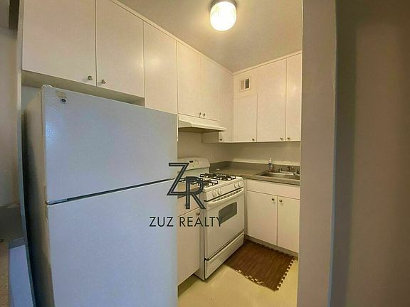 5th image of 4190 Bedford Ave #5E
