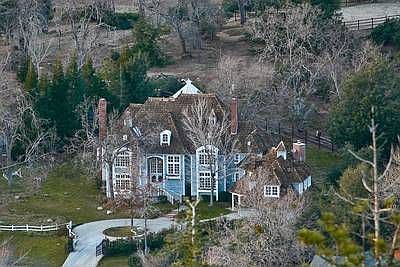 1st image of 28846 Winnepeg Dr