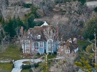 28846 Winnepeg Dr, Lake Arrowhead, CA 92352