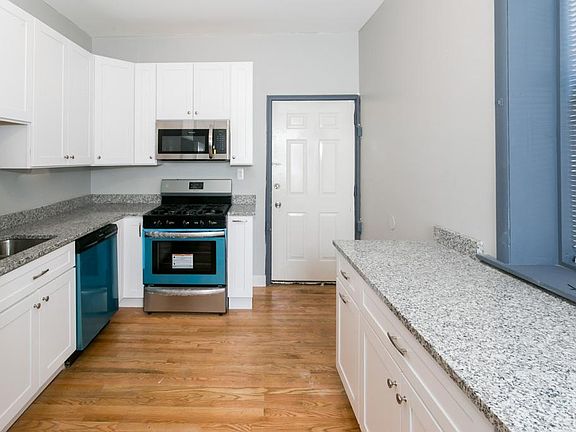 4th image of 4401 N Drake Ave #2
