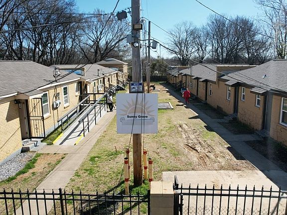 3rd image of 1680 Kansas St