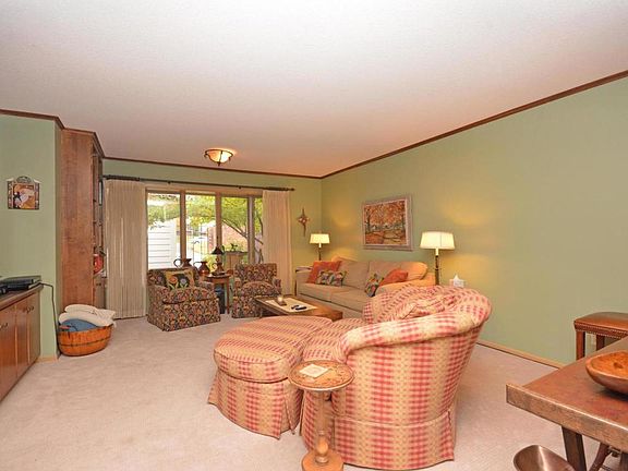 3rd image of 1097 Ivy Hill Dr