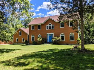 22 Edward Rd, Hopewell Junction, NY 12533