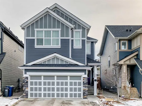 325 N Sundown Vw, Cochrane, AB T4C 2R2