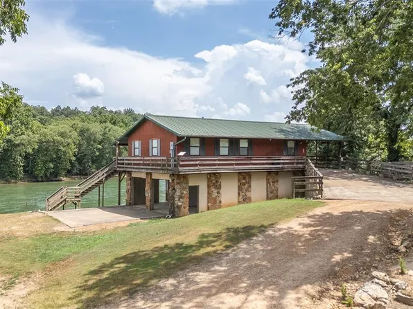 1247 Riverlawn Dr, Doniphan, MO 63935