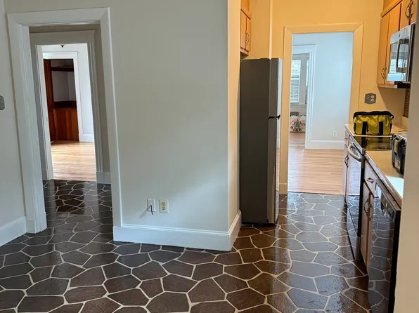 126 Francis St #2, Everett, MA 02149