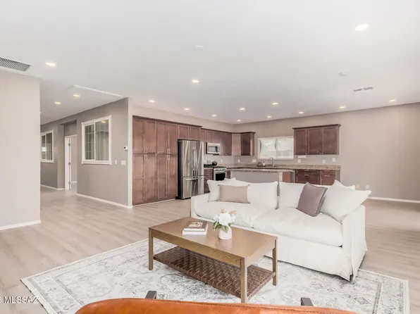 8445 E Ramona Madera Ln, Tucson, AZ 85747
