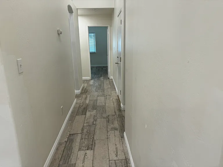4808 Independence Ct — Photo 10