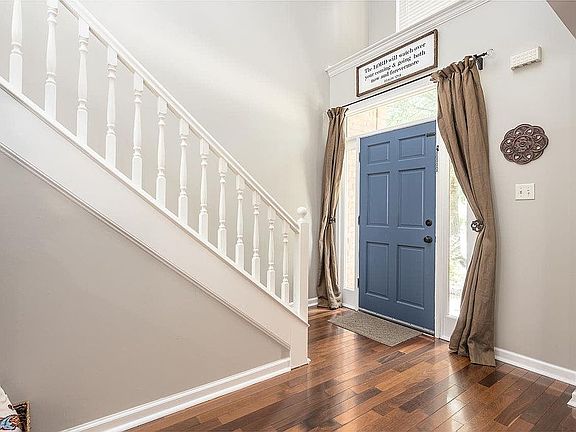 5th image of 1406 River Pine Dr