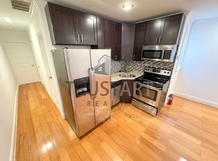 2329 S 15th St #2, Philadelphia, PA 19145