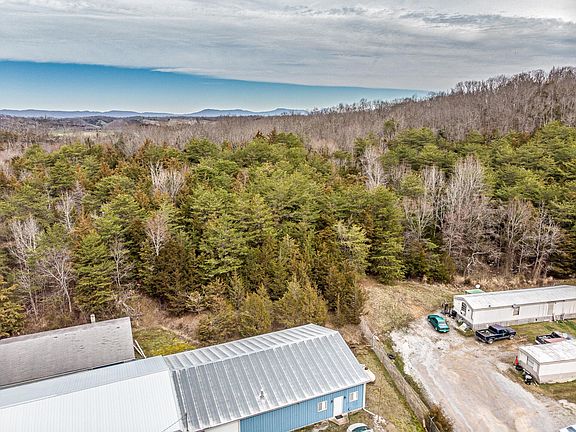 5th image of Blue Springs Pkwy