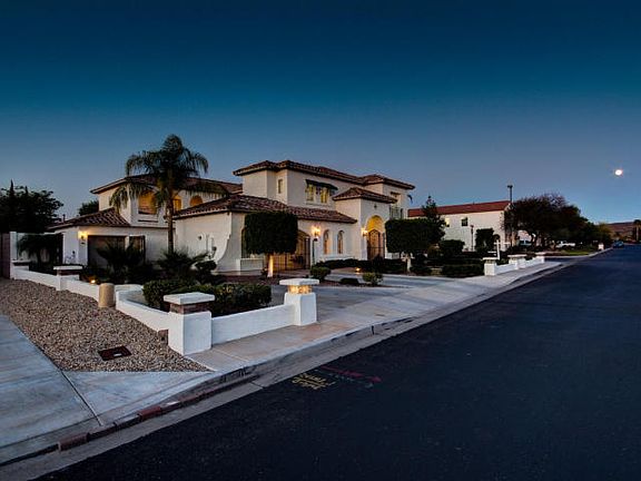 3rd image of 7222 W Avenida Del Sol