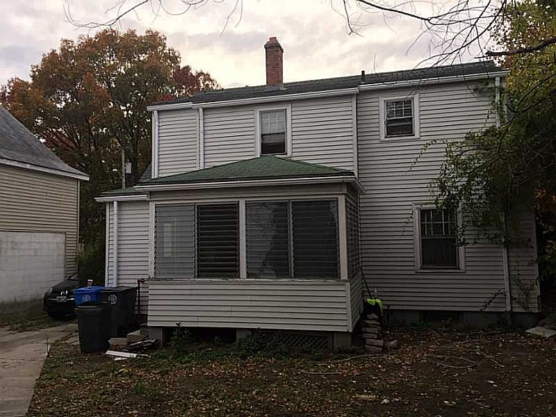 2nd image of 412 Pontiac Ave