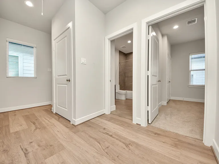 2319 Silva Park Ln — Photo 15