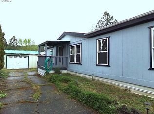 825 W Dean Ave, Sutherlin, OR 97479