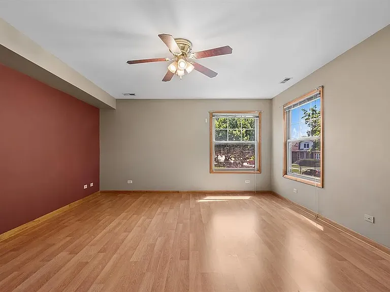 5832 Capulina Ave — Photo 9
