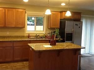 5th image of 1117 NE 156th Ave