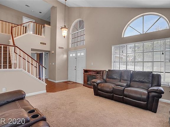 2nd image of 1201 Heather Oaks Way