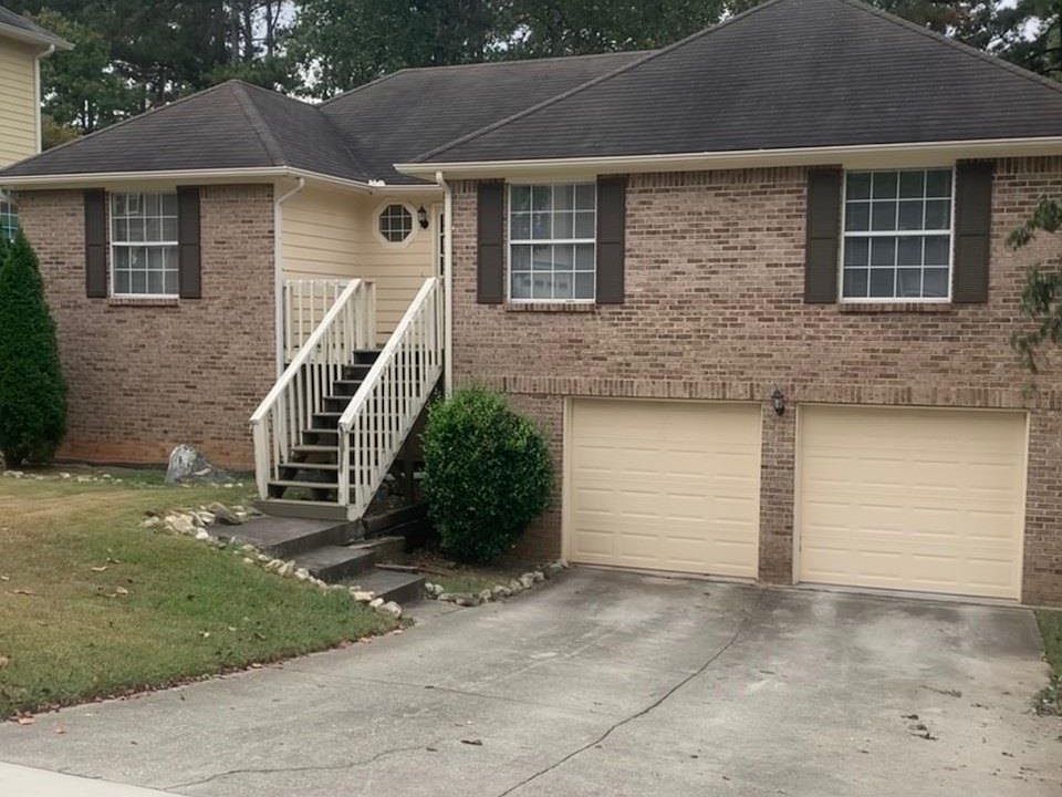 1st image of 2965 Trotters Pointe Dr