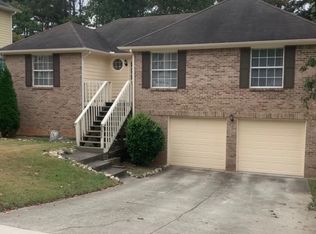 2965 Trotters Pointe Dr, Snellville, GA 30039