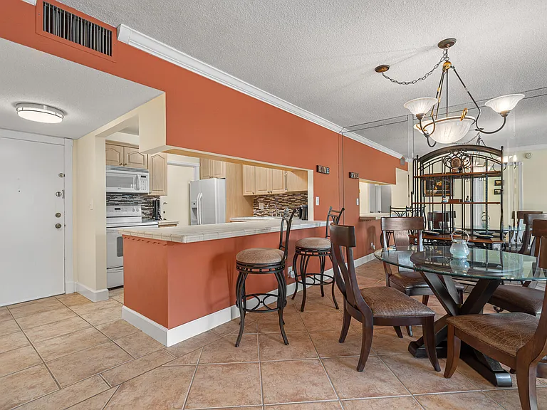 1801 S Ocean Dr #332 — Photo 6