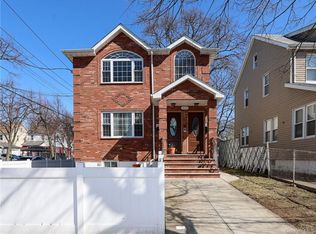 24101 Caney Rd, Jamaica, NY 11422
