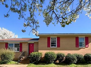 106 Barley Dr, Greenwood, SC 29649