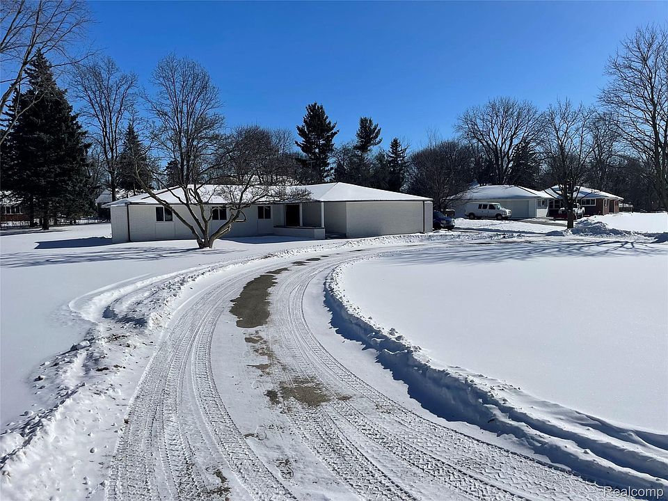 1st image of 1661 Winthrop Rd