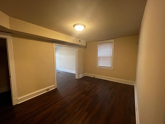 3rd image of 1007 Porter St #A