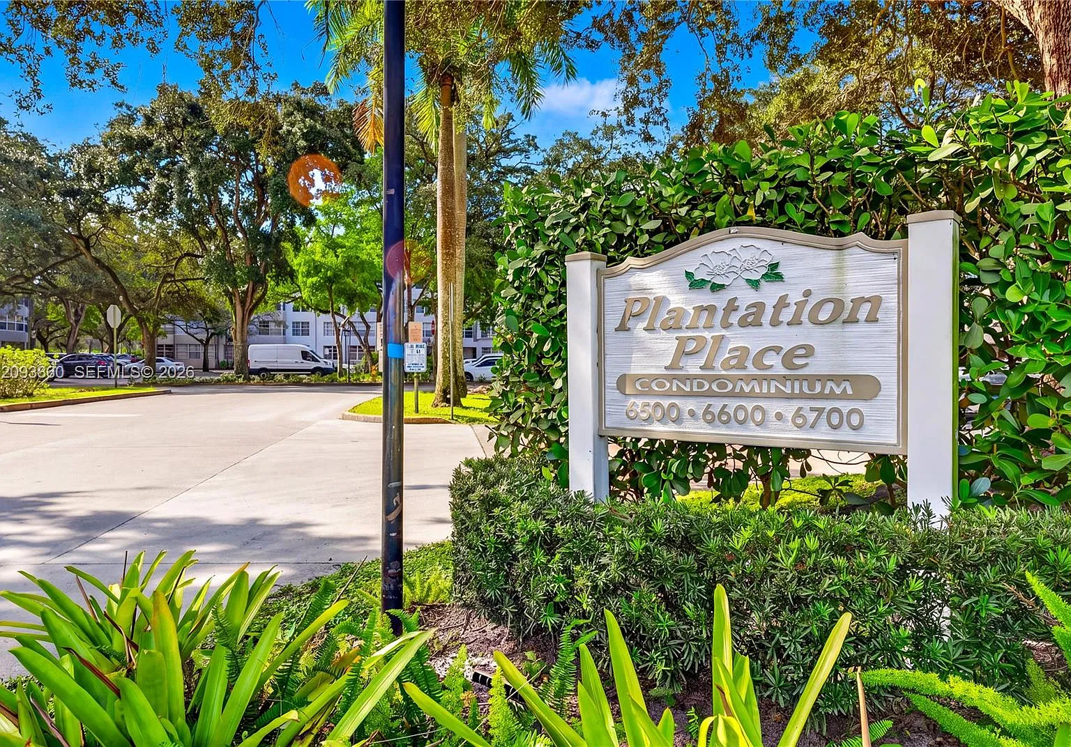Plantation Place Condo — Photo 4