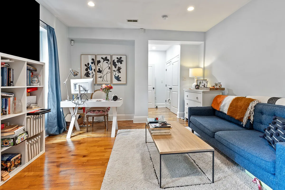 Building Photo - 43 E Springfield St #2