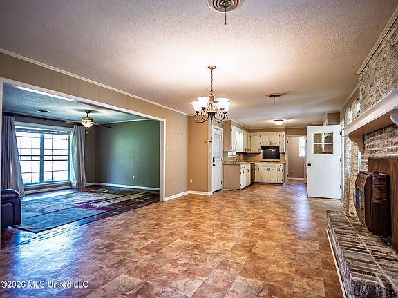 4th image of 117 Hemlock Rd