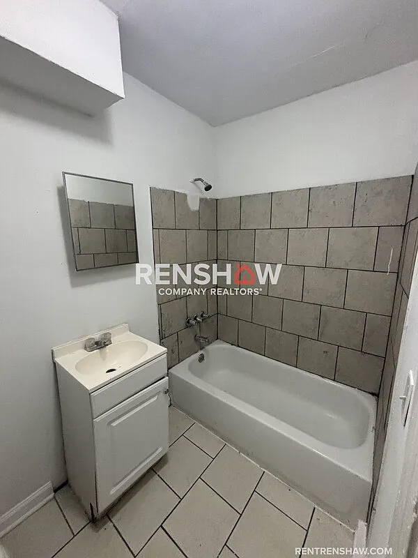 3 bed, 2.0 bath, 1199 sqft, $995 — Photo 4