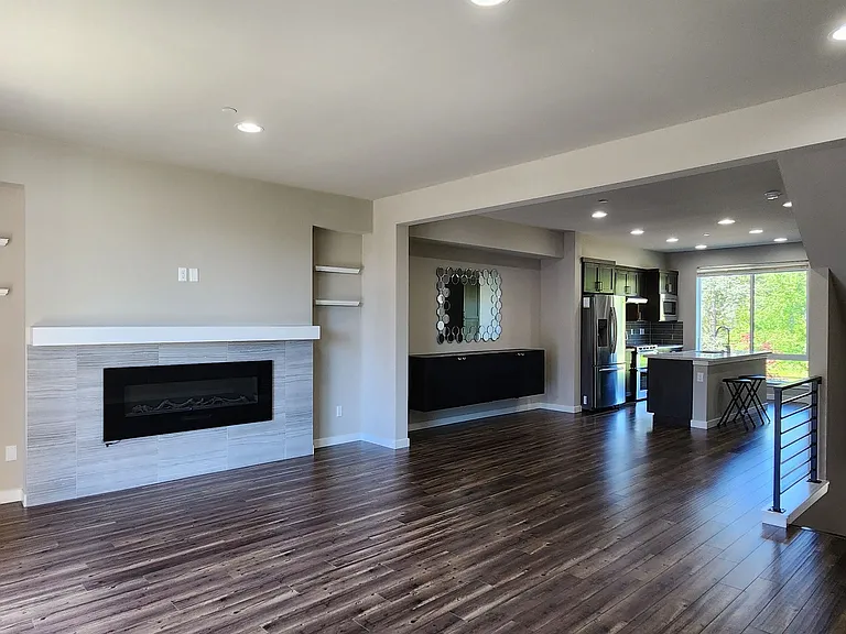 16021 Manor Way #C-2 — Photo 12
