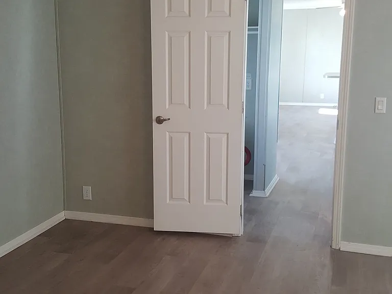 587 Denver Ave #567 — Photo 10