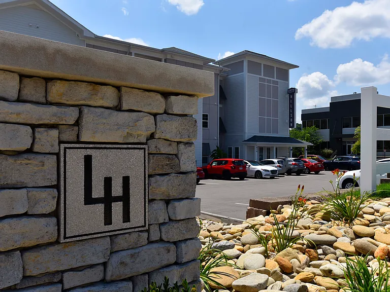 Lofts at Hillson — Photo 15