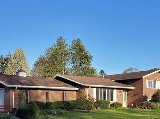 146 Cherry St, Merrill, MI 48626