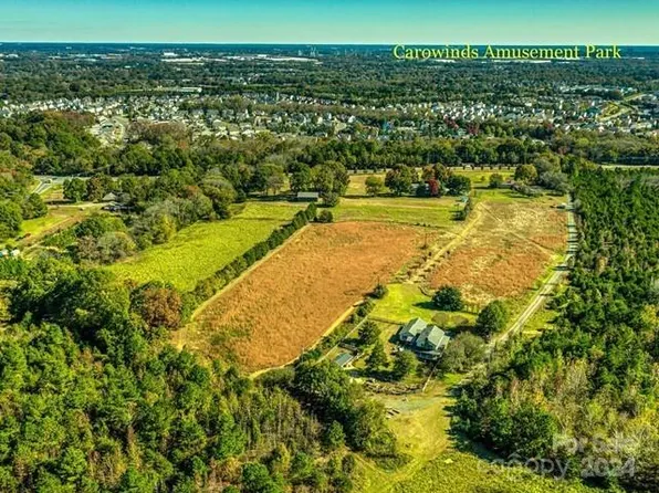 13224 Steele Creek Rd, Charlotte, NC 28273