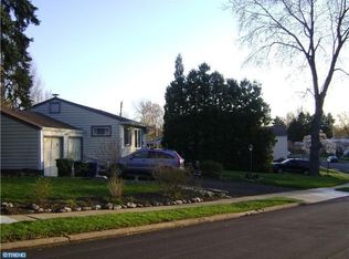 1439 Saint Charles Pl, Abington, PA 19001
