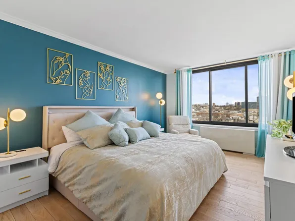 9060 Palisade Avenue image 1 of 28