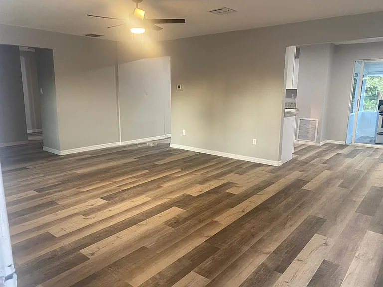 473 Lake Rd — Photo 12