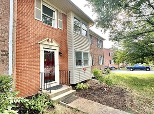 123 Davis Ave SW, Leesburg, VA 20175