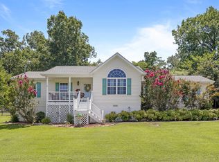 184 Lookout Cir, Trenton, GA 30752