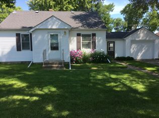 105 E Dayton St, Arlington, MN 55307